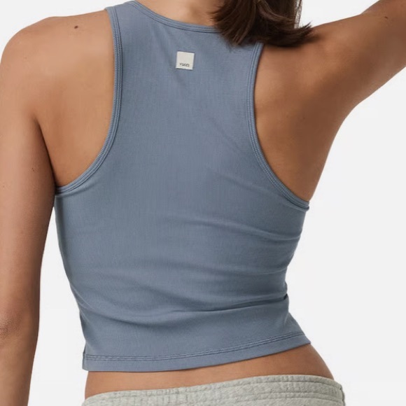 Vuori Plyo ribbed blue / green  tank in size large - Picture 2 of 8